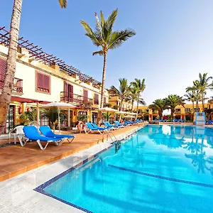 Aparthotel Oasis Club